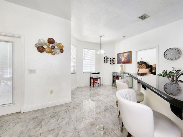 2735 BERKFORD CIRCLE, Lakeland, FL 33810