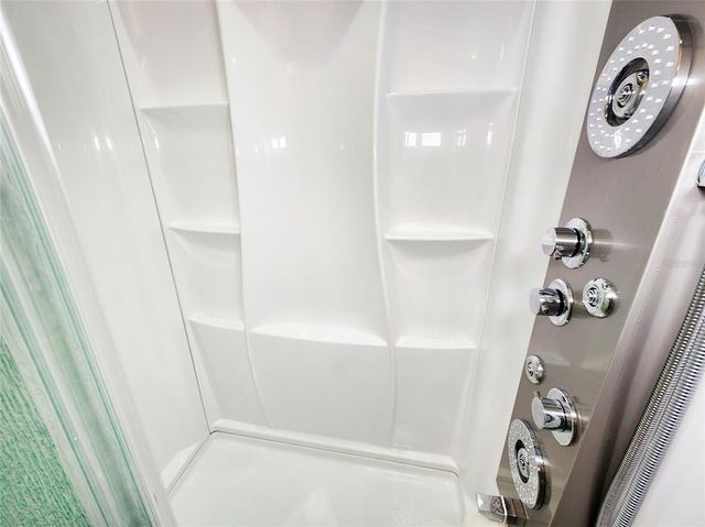 2735 BERKFORD CIRCLE, Lakeland, FL 33810