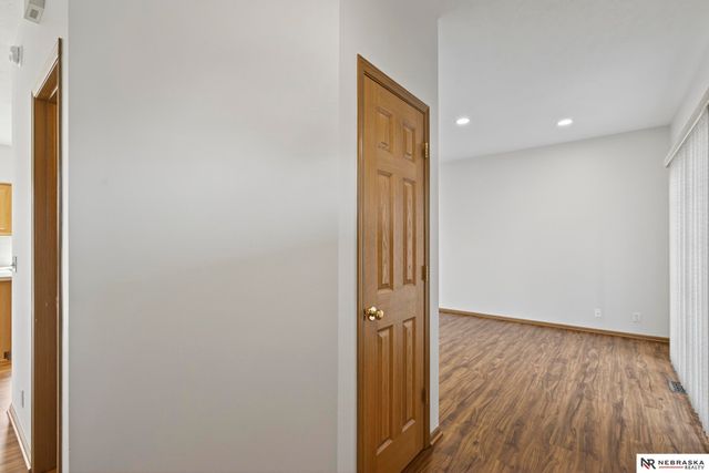 15077 Butler Avenue, Omaha, NE 68116