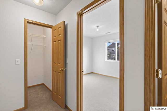 15077 Butler Avenue, Omaha, NE 68116