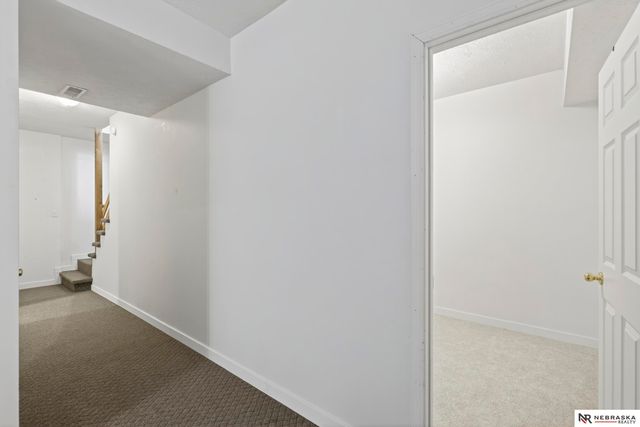 15077 Butler Avenue, Omaha, NE 68116