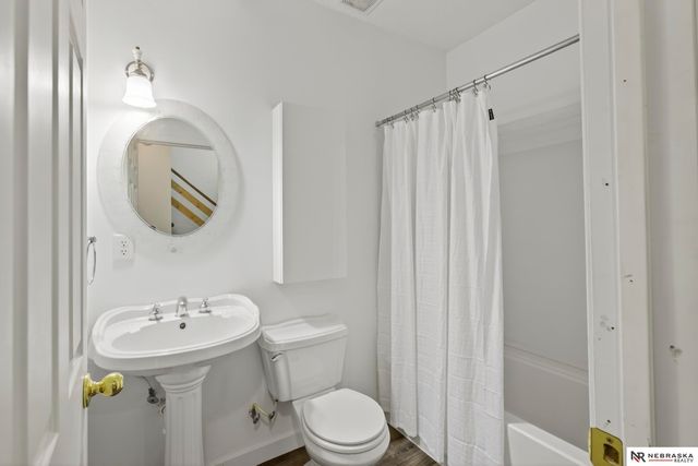 15077 Butler Avenue, Omaha, NE 68116