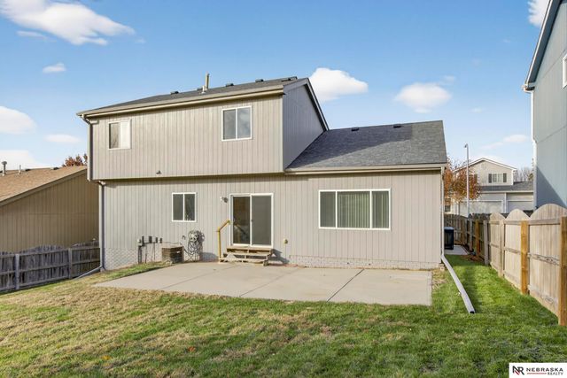15077 Butler Avenue, Omaha, NE 68116