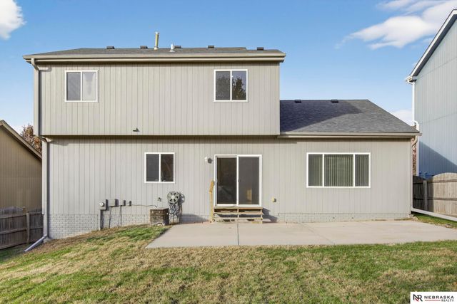 15077 Butler Avenue, Omaha, NE 68116