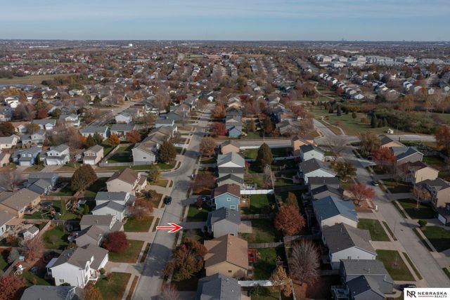 15077 Butler Avenue, Omaha, NE 68116