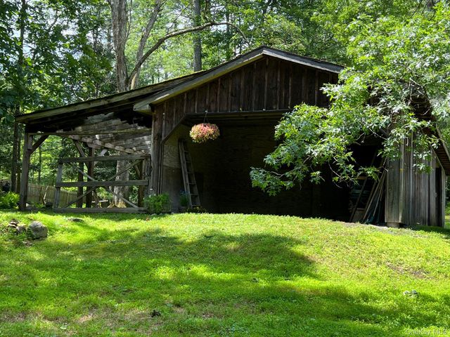 404 John Joy Road, Woodstock, NY 12498