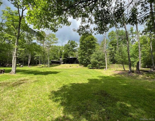 404 John Joy Road, Woodstock, NY 12498