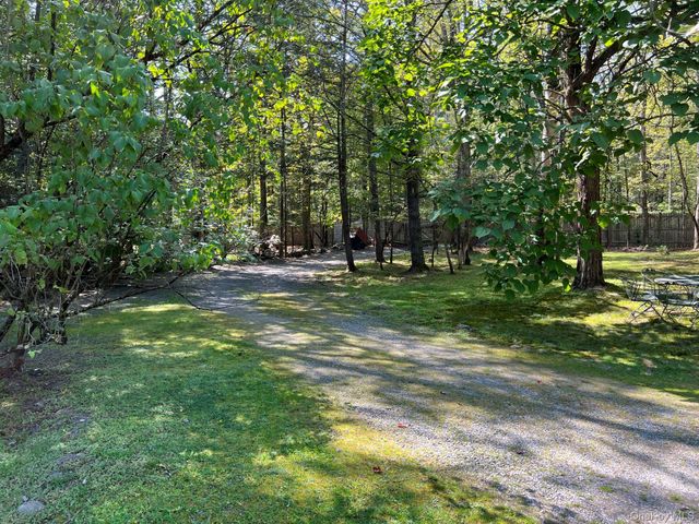 404 John Joy Road, Woodstock, NY 12498