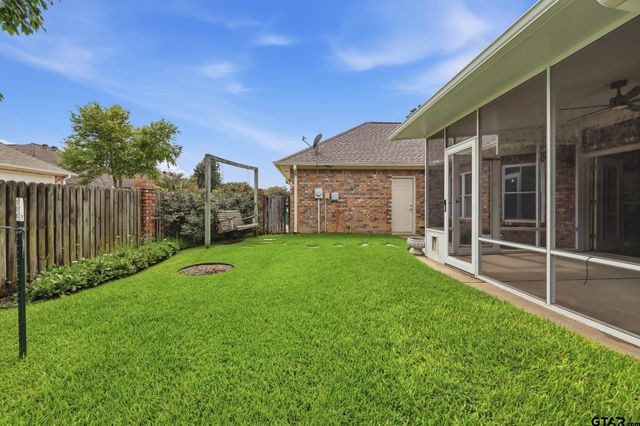 345 Bunker Dr, Tyler, TX 75703