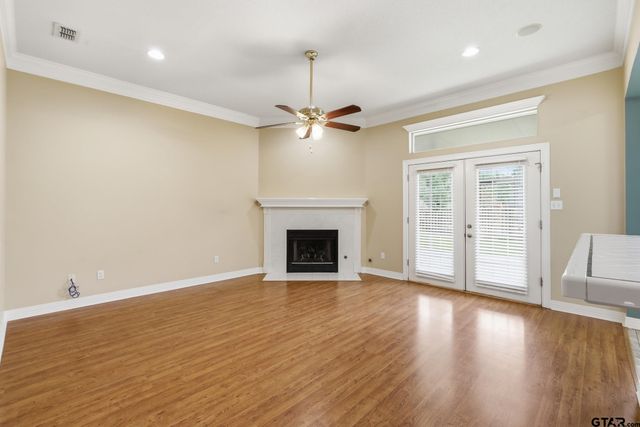 345 Bunker Dr, Tyler, TX 75703
