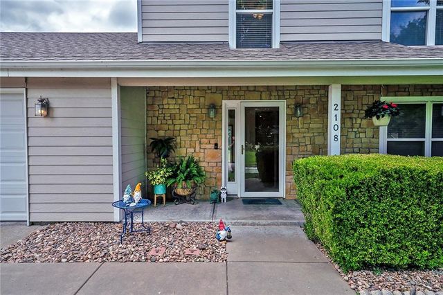 2108 E 26th Street, Lawrence, KS 66046