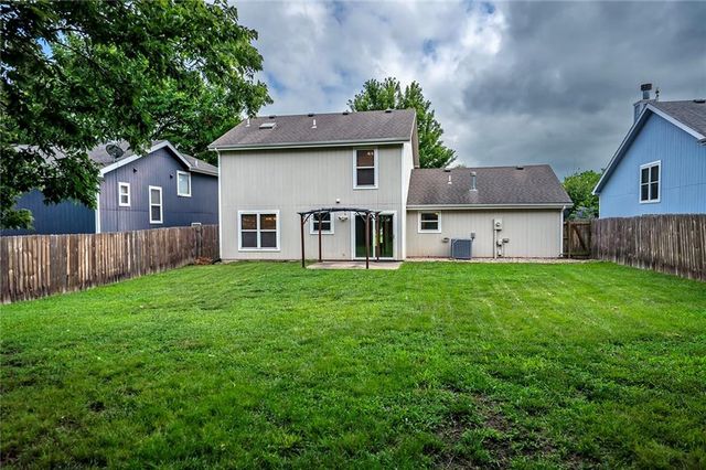 2108 E 26th Street, Lawrence, KS 66046
