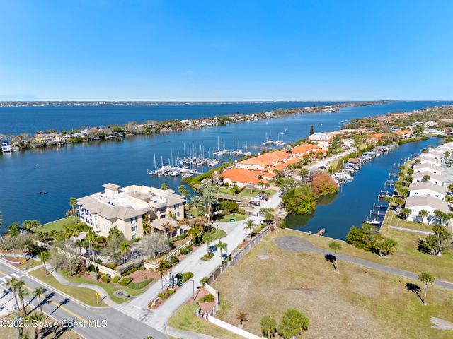 14 Marina Isles Boulevard B, Indian Harbour Beach, FL 32937