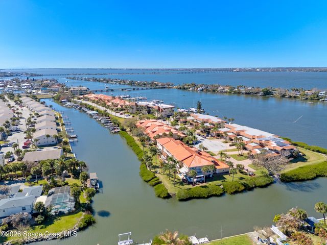 14 Marina Isles Boulevard B, Indian Harbour Beach, FL 32937