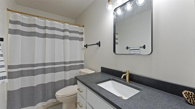 44 Sandwick Drive, Bella Vista, AR 72715