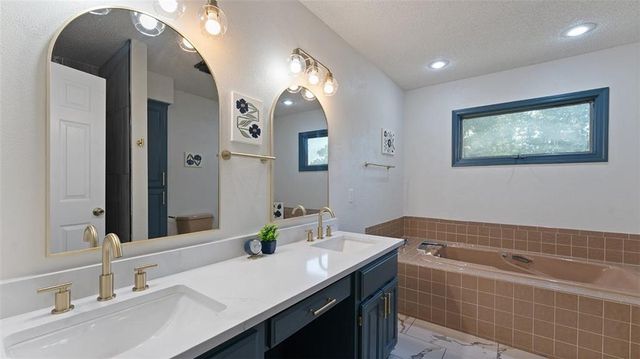44 Sandwick Drive, Bella Vista, AR 72715