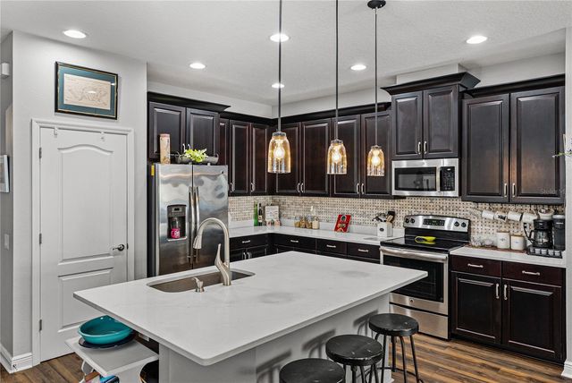 11510 SAND STONE ROCK DRIVE, Riverview, FL 33569