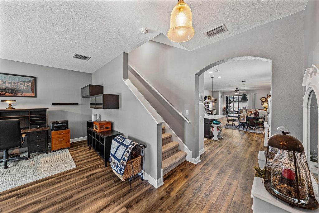 Image 13 of property listing at 11510 SAND STONE ROCK DRIVE, Riverview, FL 33569