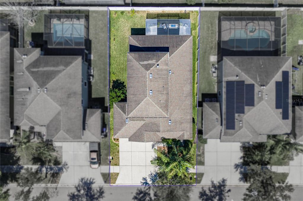 Image 3 of property listing at 11510 SAND STONE ROCK DRIVE, Riverview, FL 33569