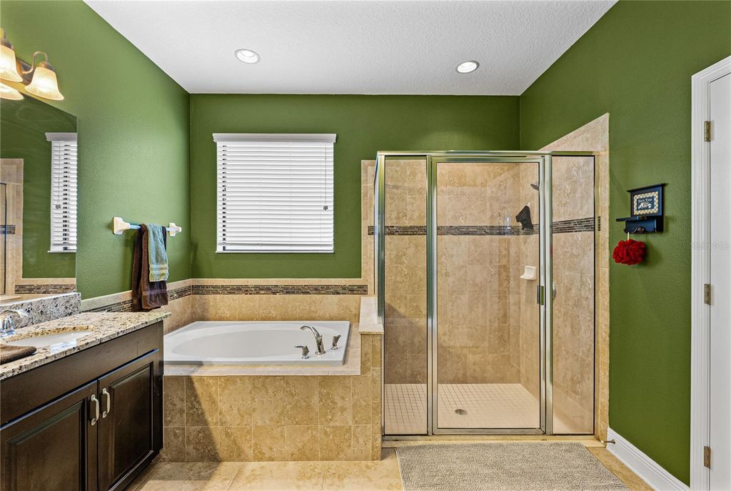 Image 37 of property listing at 11510 SAND STONE ROCK DRIVE, Riverview, FL 33569