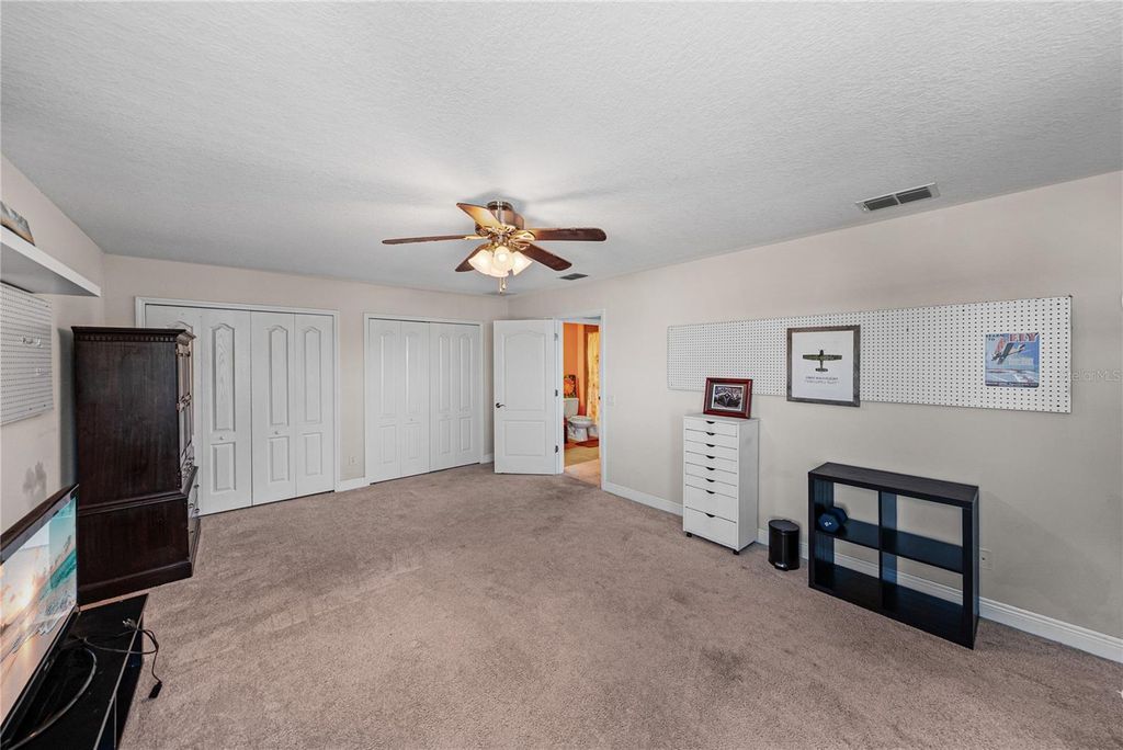 Image 60 of property listing at 11510 SAND STONE ROCK DRIVE, Riverview, FL 33569