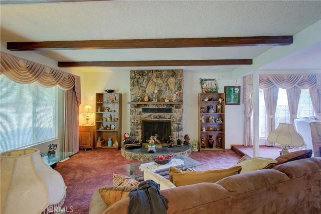 16067 Acacia, Delhi, CA 95315