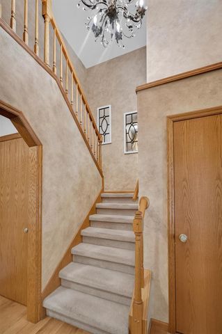 873 Peregrine Circle, Oregon, WI 53575
