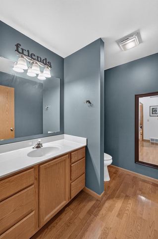 873 Peregrine Circle, Oregon, WI 53575