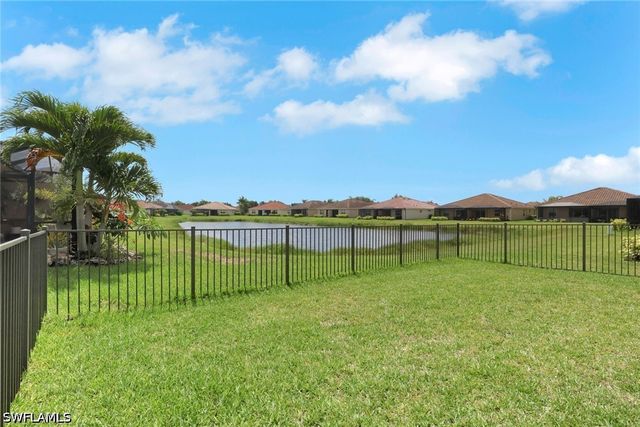 1645 Alameda DR, Naples, FL 34120