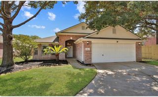 12006 Cyprus Fld, North Houston, TX 77070