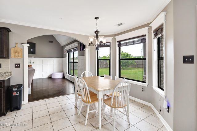 13525 Lapstone Loop, Olive Branch, MS 38654