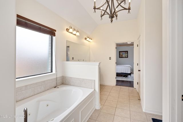13525 Lapstone Loop, Olive Branch, MS 38654
