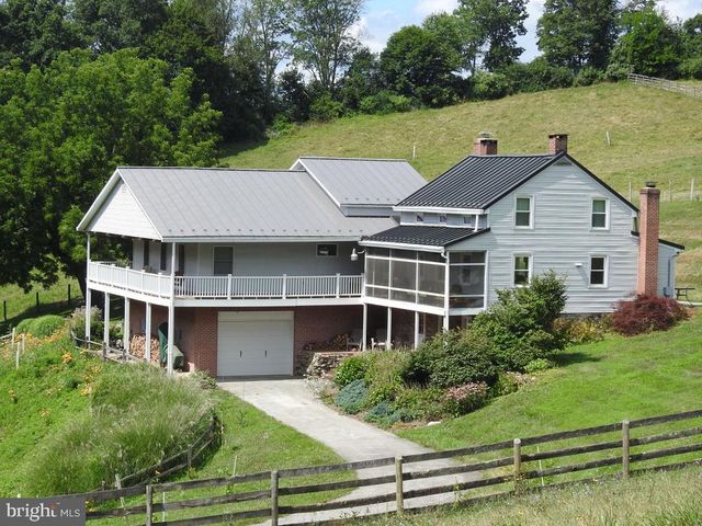 12046 BOHR CT, Glen Rock, PA 17327