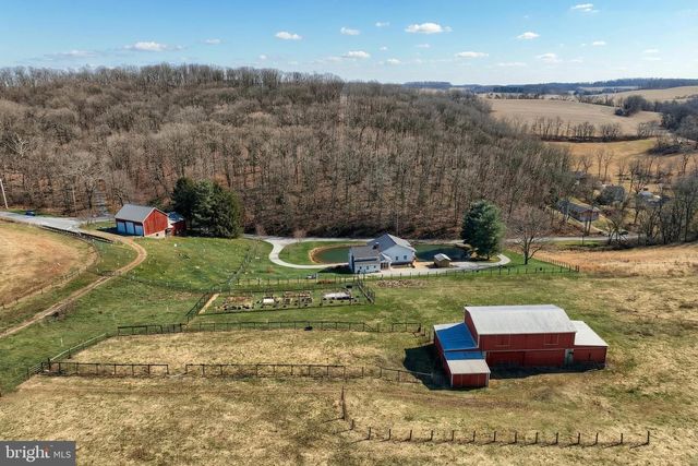 12046 BOHR CT, Glen Rock, PA 17327