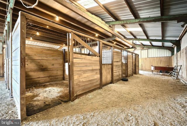 12046 BOHR CT, Glen Rock, PA 17327