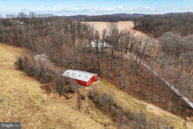 12046 BOHR CT, Glen Rock, PA 17327