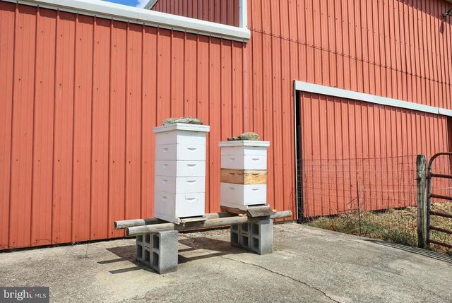 12046 BOHR CT, Glen Rock, PA 17327