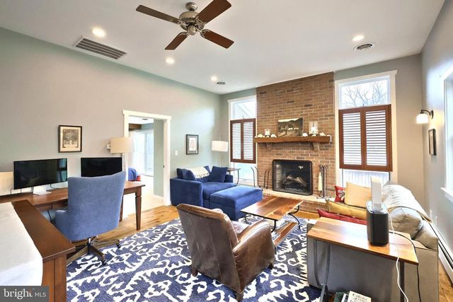 12046 BOHR CT, Glen Rock, PA 17327