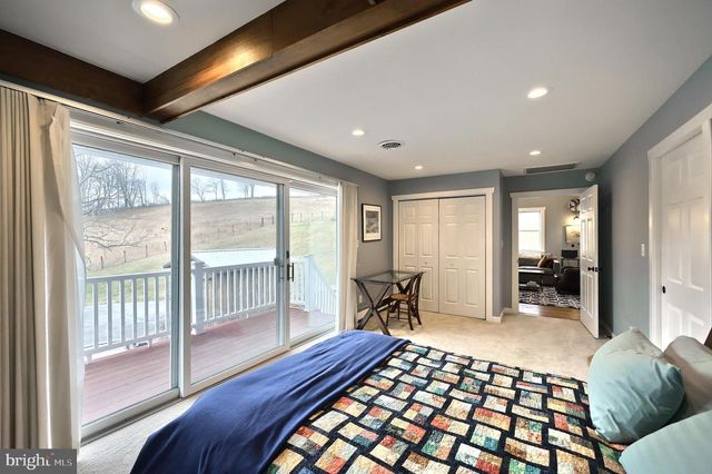 12046 BOHR CT, Glen Rock, PA 17327