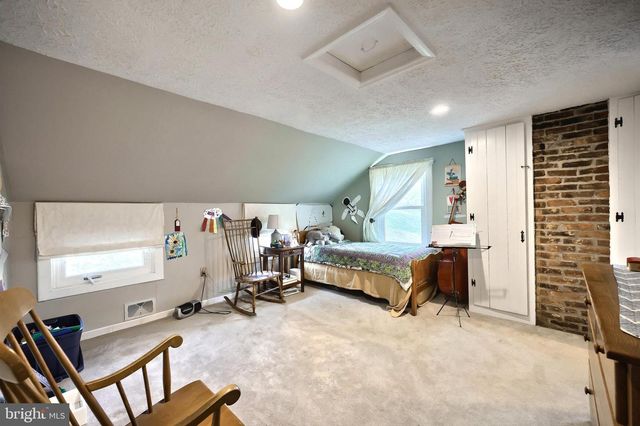 12046 BOHR CT, Glen Rock, PA 17327