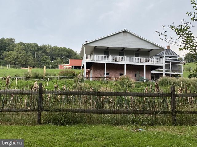 12046 BOHR CT, Glen Rock, PA 17327