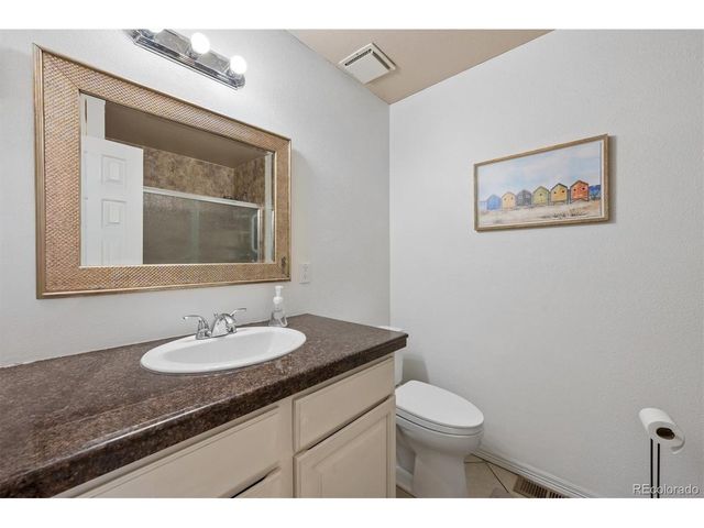 4493 N Auckland Ct N, Denver, CO 80239