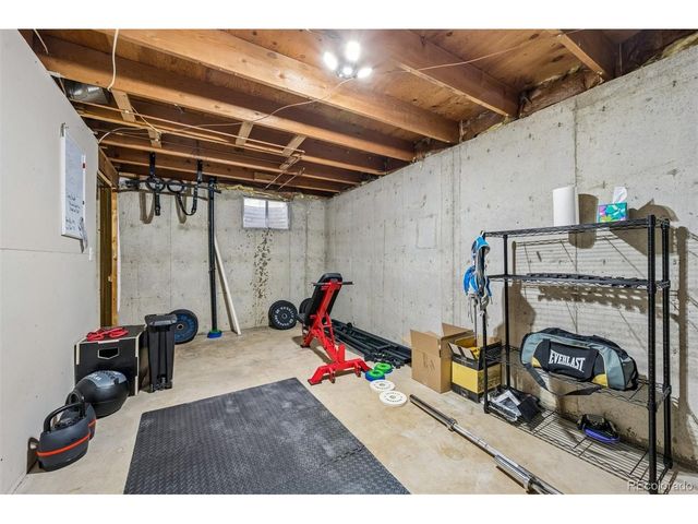 4493 N Auckland Ct, Denver, CO 80239