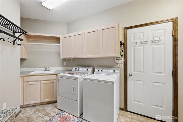 4913 S Bella Vista Drive, Veradale, WA 99037