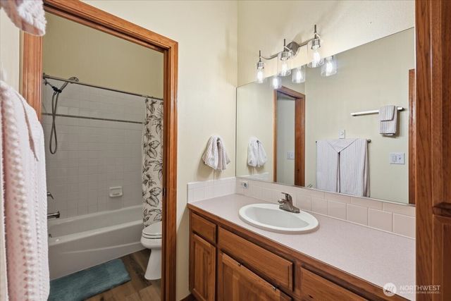 4913 S Bella Vista Drive, Veradale, WA 99037