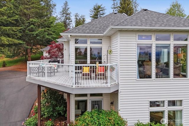 4913 S Bella Vista Drive, Veradale, WA 99037