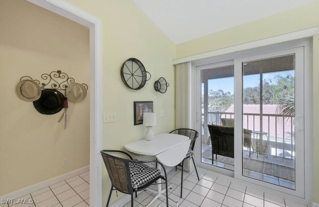 2305 Hidden Lake DR 3704, Naples, FL 34112