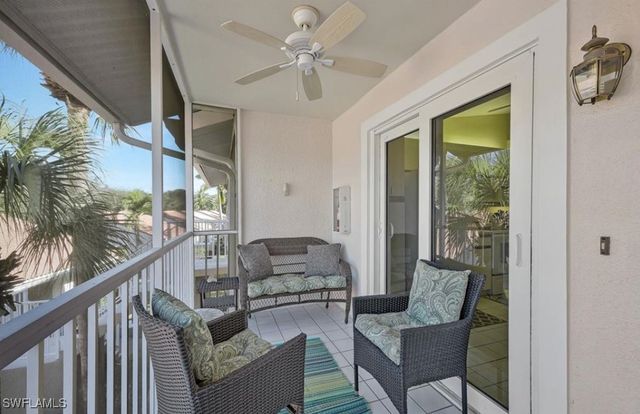 2305 Hidden Lake DR 3704, Naples, FL 34112