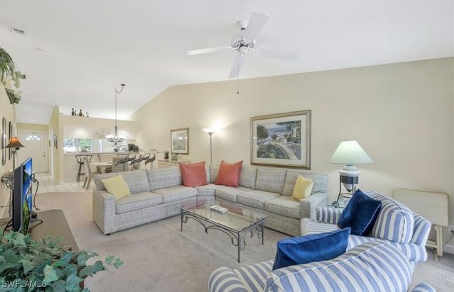 2305 Hidden Lake DR 3704, Naples, FL 34112