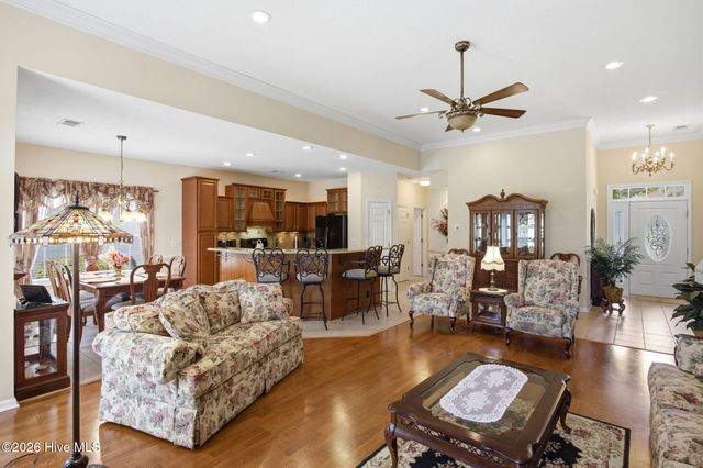 392 Oconee Street NW, Calabash, NC 28467